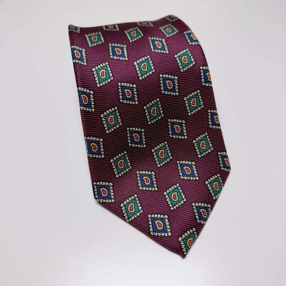 Jos. A. Bank Premier Silk Necktie Purple Print 3 3/4